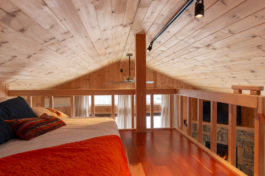 Full Size Bed Inside Master Suite Loft